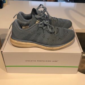 APL Techloom Pro Sneakers
